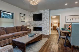 Abode on Lower Main - 4