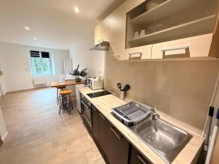 C Coispine charmant studio en RDC face à la meuse - 2