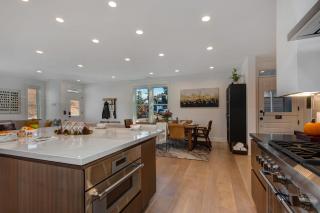 Abode at Dynamite Haus - 1