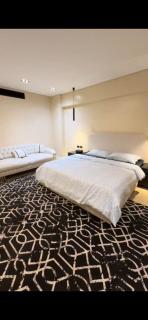 Enjoy a full floor with a panorama with a balcony with a separate bathroom - 9