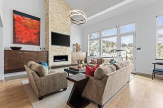 Abode at Little Belle #3 - 7