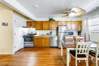 Walk to Ocean City Beach! Cozy Couples Retreat - 9
