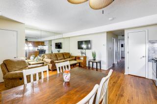 Walk to Ocean City Beach! Cozy Couples Retreat - 2