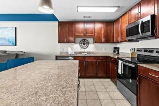 Laketown Wharf 1817 - 2