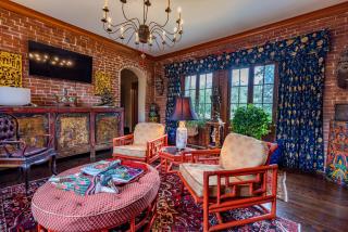 Terrace Carriage House - 4