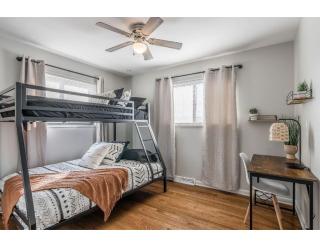 Renovated 2 BDR Garage KC Charm - 7