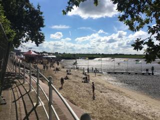 "House on the Guest" - 6