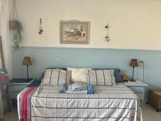 A 50 metros playa, vistas al mar, jardín, barbacoa - 1