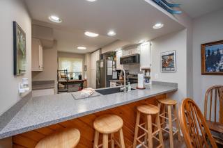 Mountain View #03 by Railey Vacations - 9