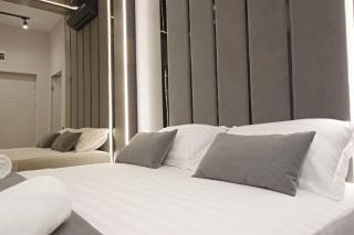 PalasConnection-Free Parking - 5