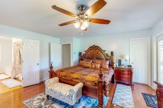 3BR on Sprawling Acreage with Magnificent Views - 1