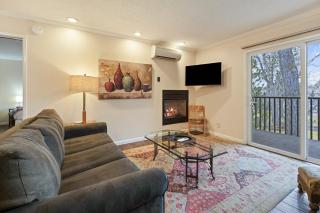 Life on the Wall condo - 8