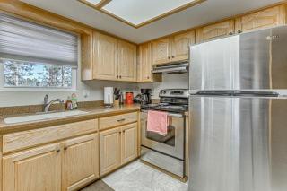 Hot Tub, Spacious Deck Woodsy Haven in Ruidoso! - 2