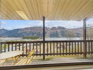 Sandy Beach Apt Ocean Views Steps to Beach - 9