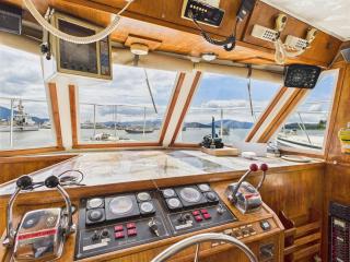 Bigenuff II Vintage Charm Meets Waterfront Adventure - 8