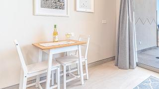 Stylish New Retreat Offering Tranquility and Seaside Views - 6