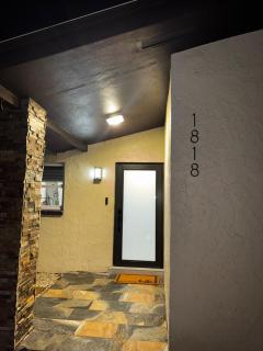 The Palm Stay Near SWF Airport laundry - 8