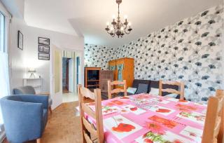 3 Bedroom Beautiful Home In Cancale - 6
