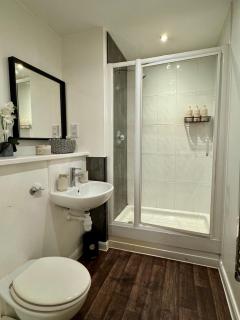 Sunset Suite - Long Term - Contractors - Travellers- Sleeps 8 - 5