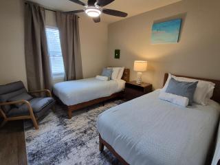 Stylish Newly Remodeled Home with Putting Green - 2