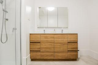 Merindah – Pet-Friendly Coastal Escape: 3 Bedrooms + Studio, Large Deck & Prime Location Agnes Water 1770 Beach & Town - 3