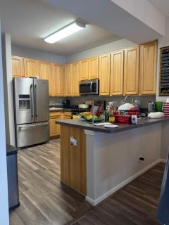 Peaceful home in Chicago suburbs - 8