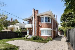 Streamliner Art Deco Apartments in Brighton - 0