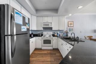 San Carlos 1404 by Youngs Suncoast - 0
