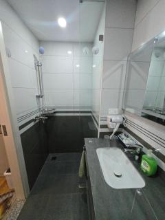 Royal view Apartments - 6