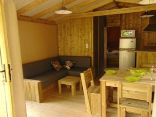 Cabane sur pilotis avec terrasse et cuisine équipée - API-1-52-1492 - 7