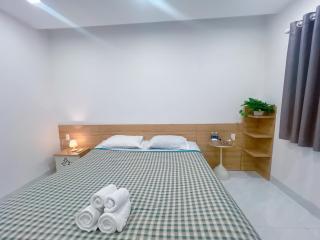 202- Beach Side - Cozy - Convenient - 0