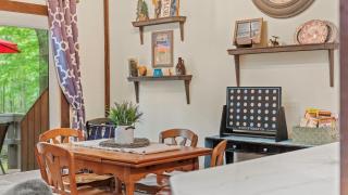 Boulder Pointe by AvantStay Deck Forest Views Boulder Lake Club Passes - 1