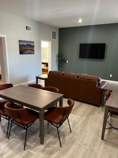 The Palisades Lodge of Big Pine - 1