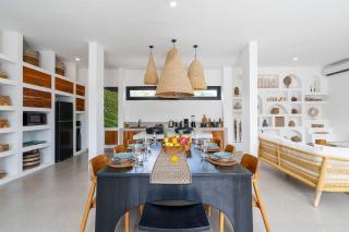 Villa Sukha - Spacious 3BR Villa with Private Pool & Rooftop in Tumbak Bayuh - 9