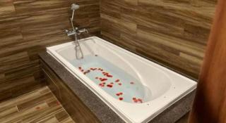 Newtown Plaza Hotel - 6