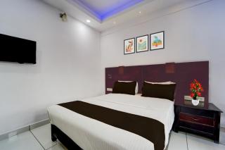 Collection O Erattupetta Formerly City Residency - 1