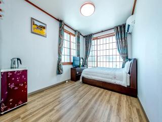 Sea Dragon Pension - Seogwipo - 3