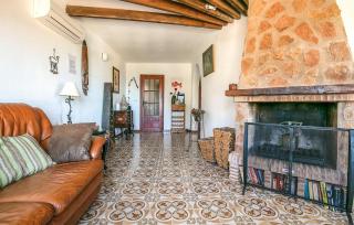 Amazing Home In Oliva - 7