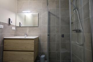 Toronto T2 climatisé avec terrasse et parking proche CNPE BUGEY - 4