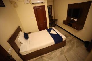 Starlight Hotels AR Residency Tnagar - Madras - 6