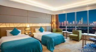 Huayu Zhidi Hotel - 5