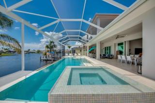 CoralVilla Masterpiece - luxurious, design villa, large infinity pool, spa, boat dock - 8