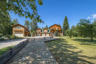 Five-Bedroom House - 6