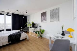 Comfortable Studio for 2 People with an Ideal Location by Noclegi Renters - 8