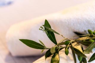 Aquamarine Apartments - 8