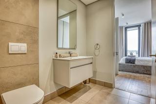 Nova Luxe Midrand Waterfall Ellipse Galileo - 1