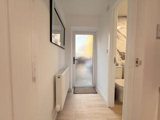 Private 1 Bed Guest House Mansfield - 2