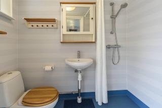 Charming Red Cottage Getaway on Ut Island, Stockholm Archipelago - 1