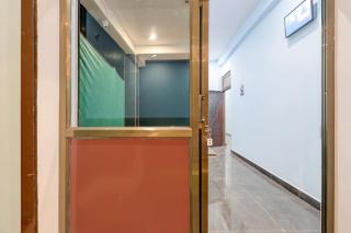 SPOT ON Galaxy Hotel - 9