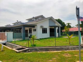 Rabiatul4Nur Olak Lempit-KLIA Guesthouse - 2